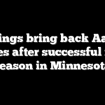 Vikings bring back Aaron Jones after successful first season in Minnesota