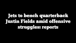 Jets to bench quarterback Justin Fields amid offensive struggles: reports